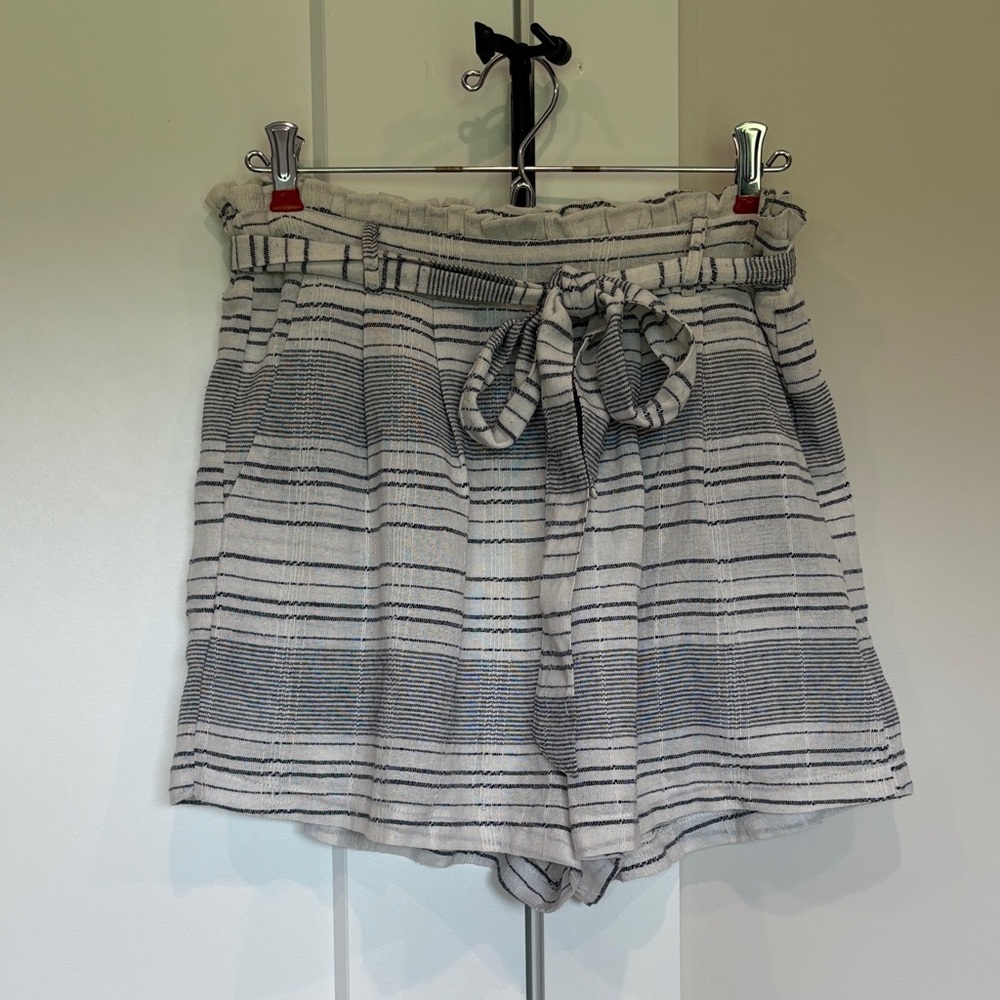 Chic High Waist Striped Women's Shorts